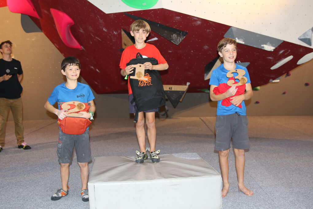 2022 10 Beasts and Boulders (OPEN)